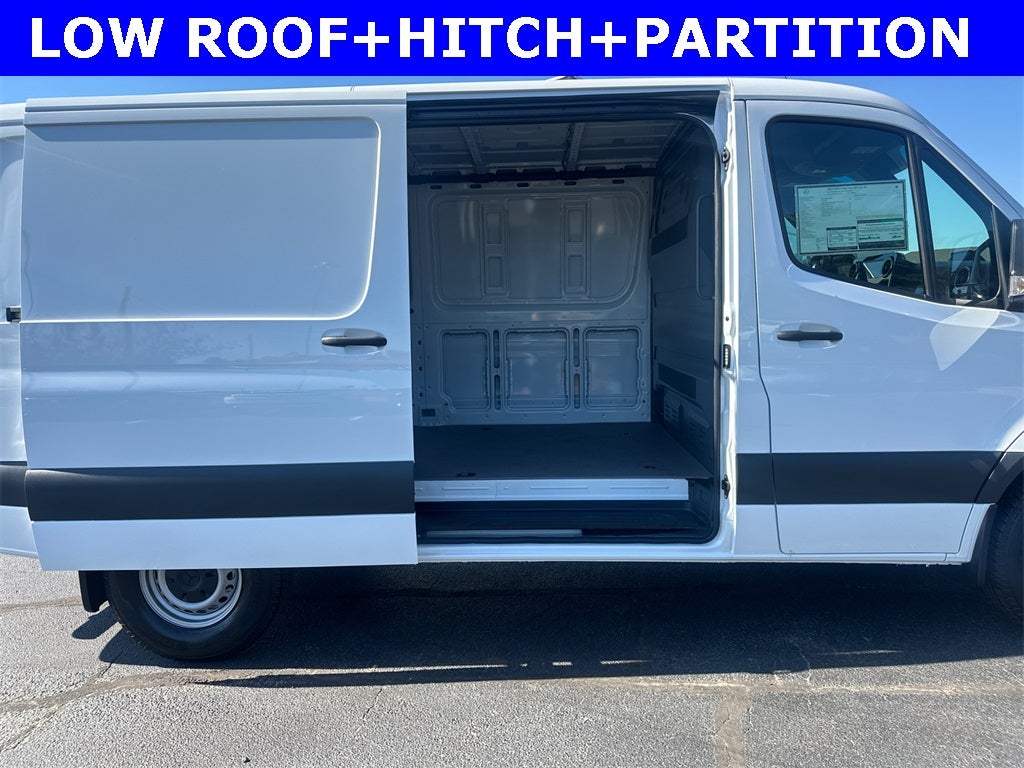 2026 Mercedes-Benz Sprinter 2500 Cargo 144 WB