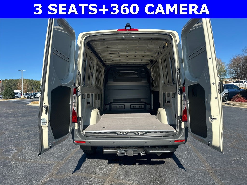 2026 Mercedes-Benz Sprinter 2500 Cargo 144 WB
