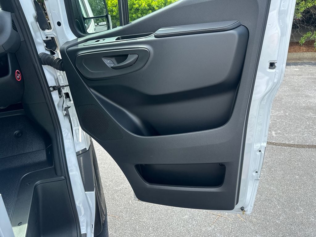 2026 Mercedes-Benz Sprinter 2500 Cargo 144 WB