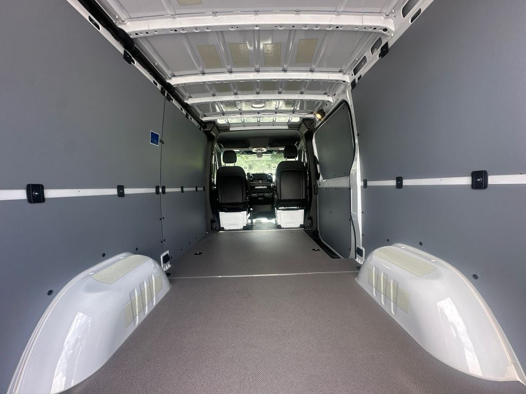 2026 Mercedes-Benz Sprinter 2500 Cargo 144 WB