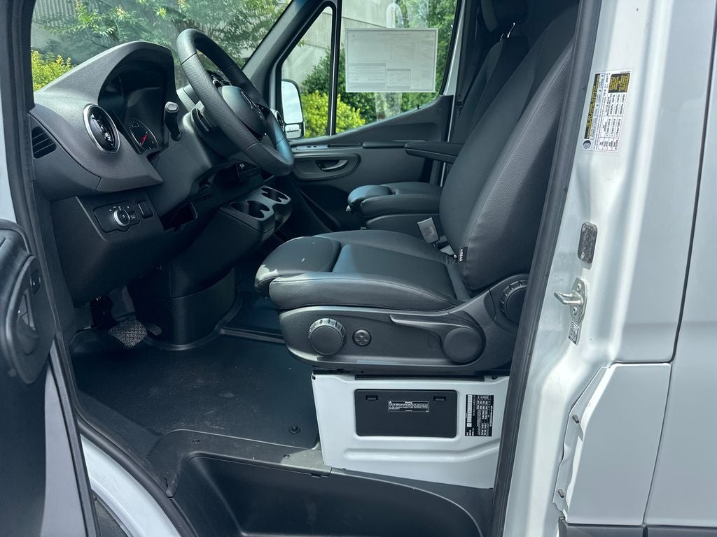 2026 Mercedes-Benz Sprinter 2500 Cargo 144 WB