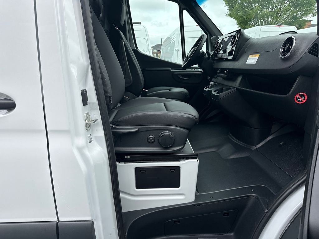 2026 Mercedes-Benz Sprinter 2500 Cargo 144 WB