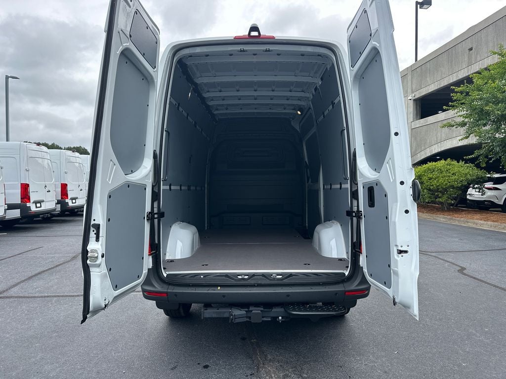 2026 Mercedes-Benz Sprinter 2500 Cargo 144 WB