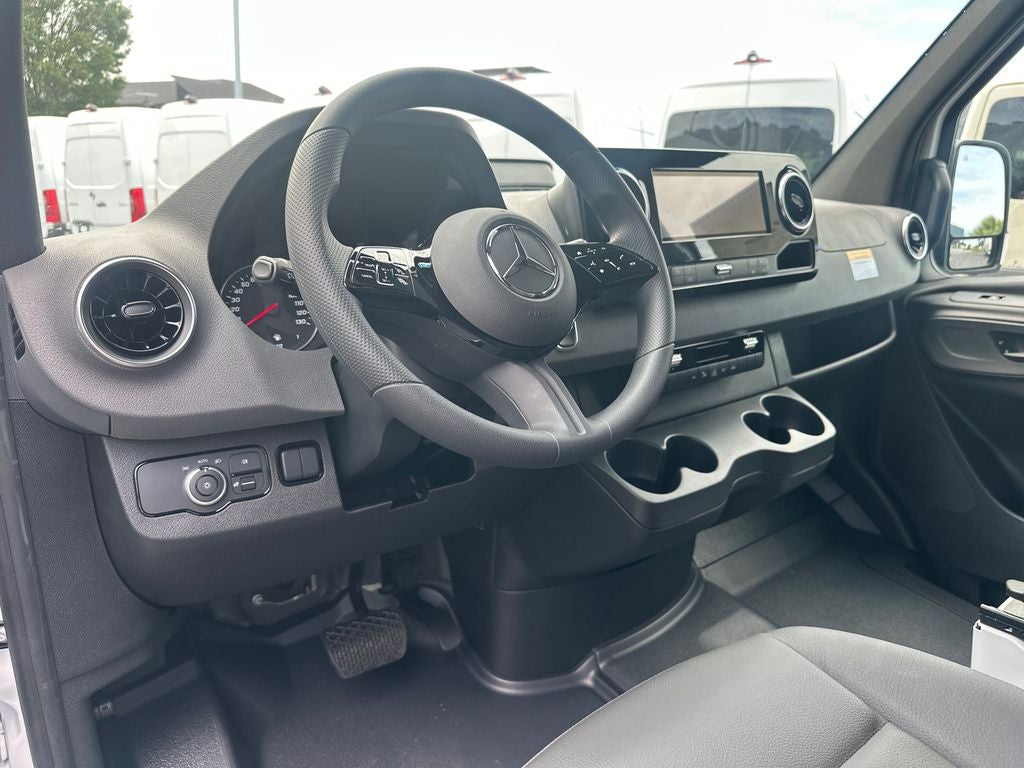2026 Mercedes-Benz Sprinter 2500 Cargo 144 WB
