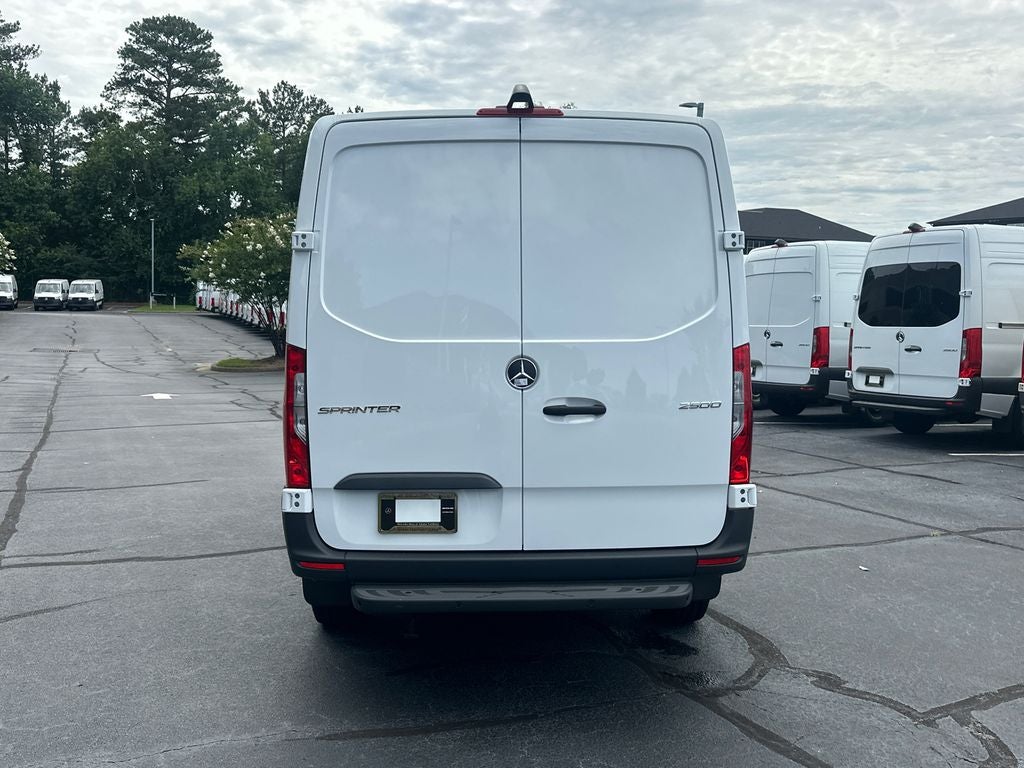 2026 Mercedes-Benz Sprinter 2500 Cargo 144 WB