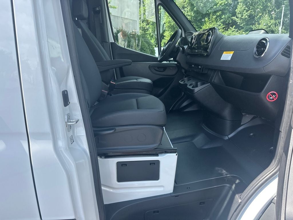 2026 Mercedes-Benz Sprinter 2500 Cargo 144 WB