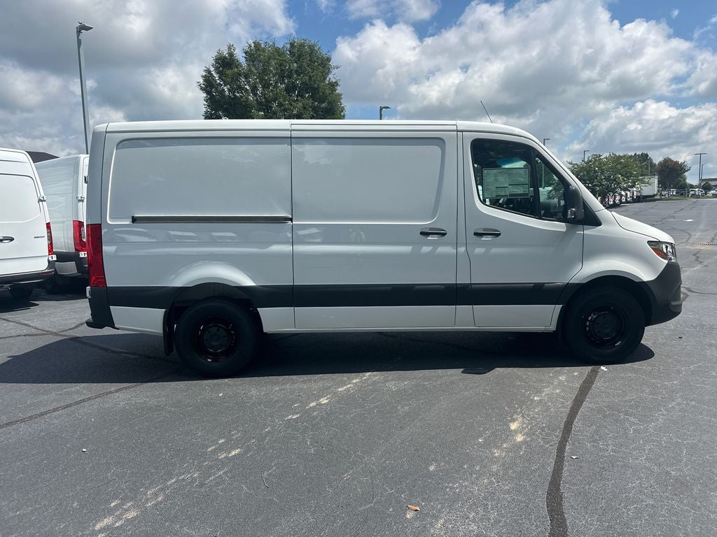 2026 Mercedes-Benz Sprinter 2500 Cargo 144 WB