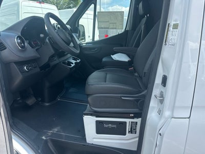 2026 Mercedes-Benz Sprinter 2500 Cargo 144 WB
