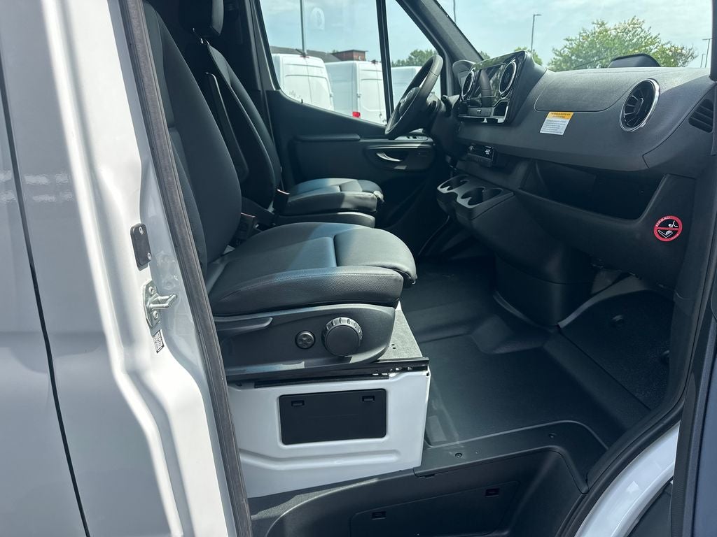 2026 Mercedes-Benz Sprinter 2500 Cargo 144 WB