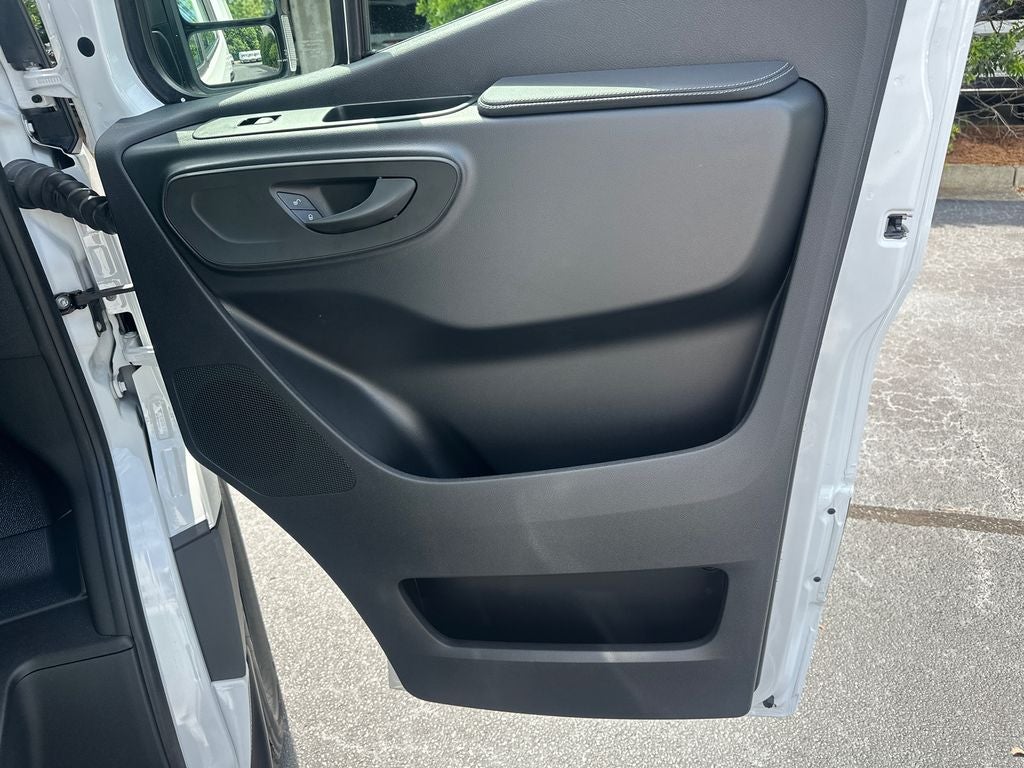 2026 Mercedes-Benz Sprinter 2500 Cargo 144 WB
