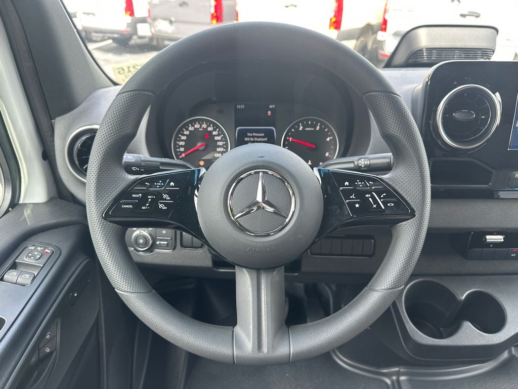 2026 Mercedes-Benz Sprinter 2500 Cargo 144 WB