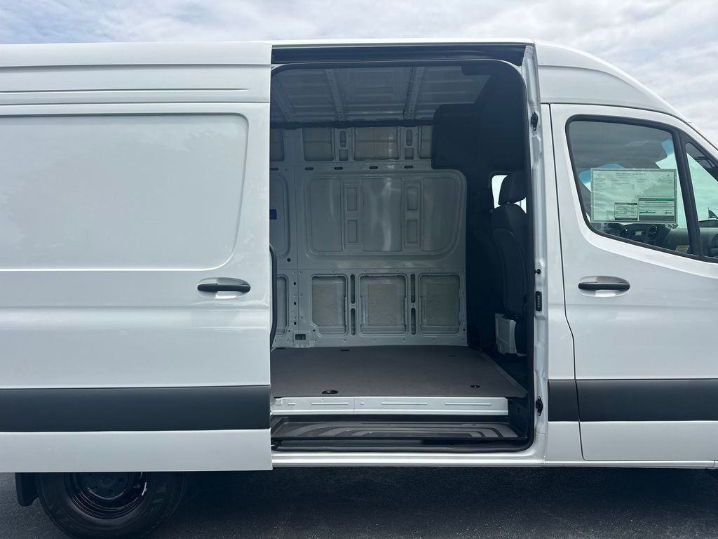 2025 Mercedes-Benz Sprinter 2500 Cargo 144 WB