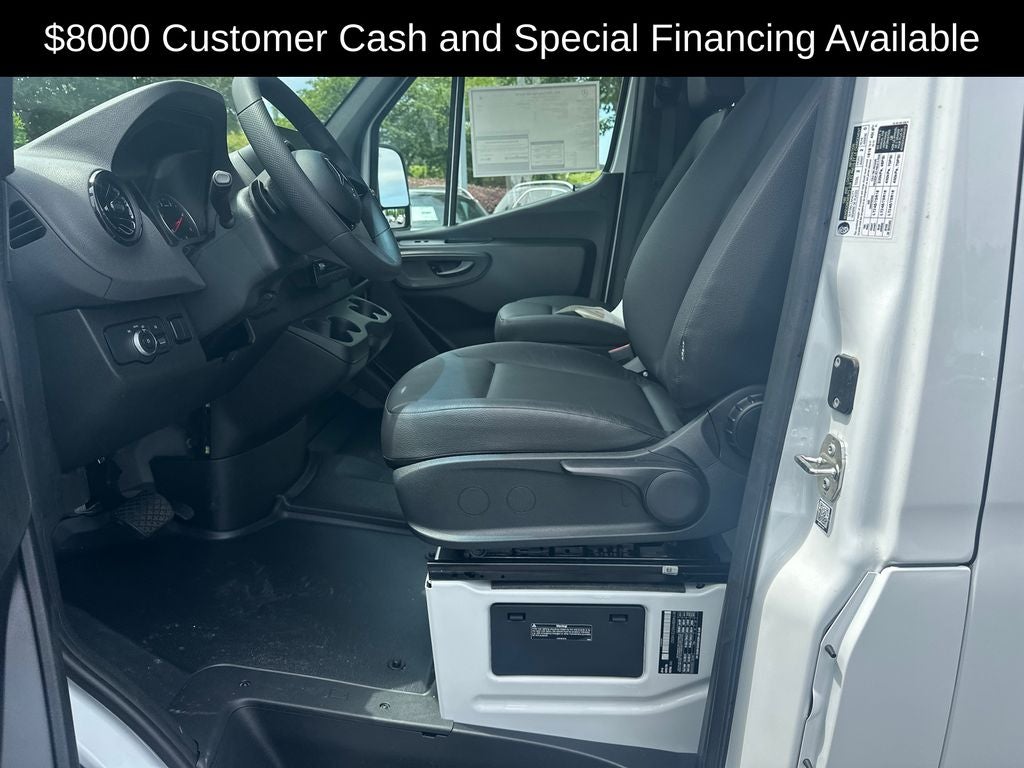 2025 Mercedes-Benz Sprinter 2500 Cargo 144 WB