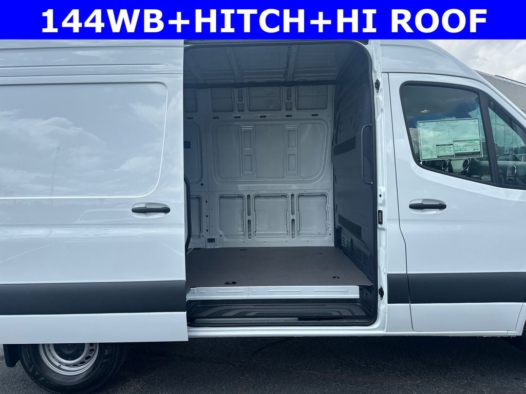 2026 Mercedes-Benz Sprinter 2500 Cargo 144 WB