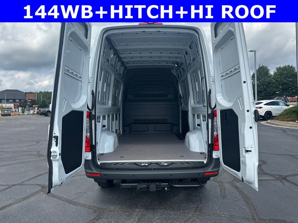 2026 Mercedes-Benz Sprinter 2500 Cargo 144 WB
