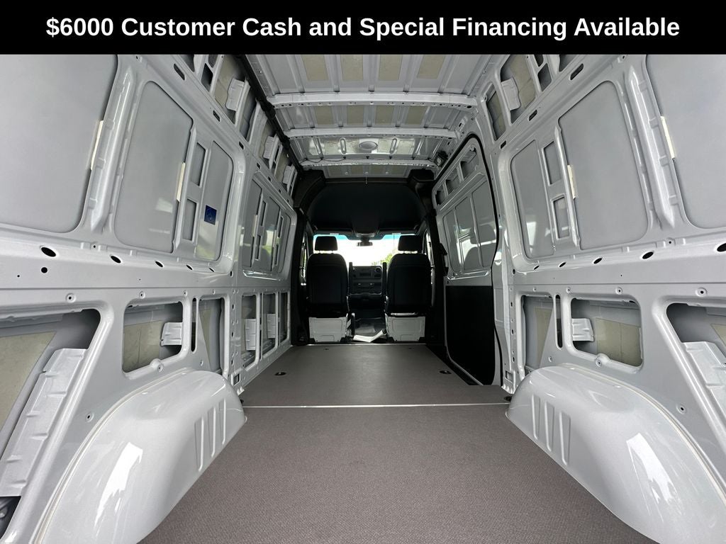2025 Mercedes-Benz Sprinter 2500 Cargo 144 WB