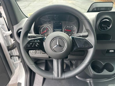 2025 Mercedes-Benz Sprinter 2500 Cargo 144 WB