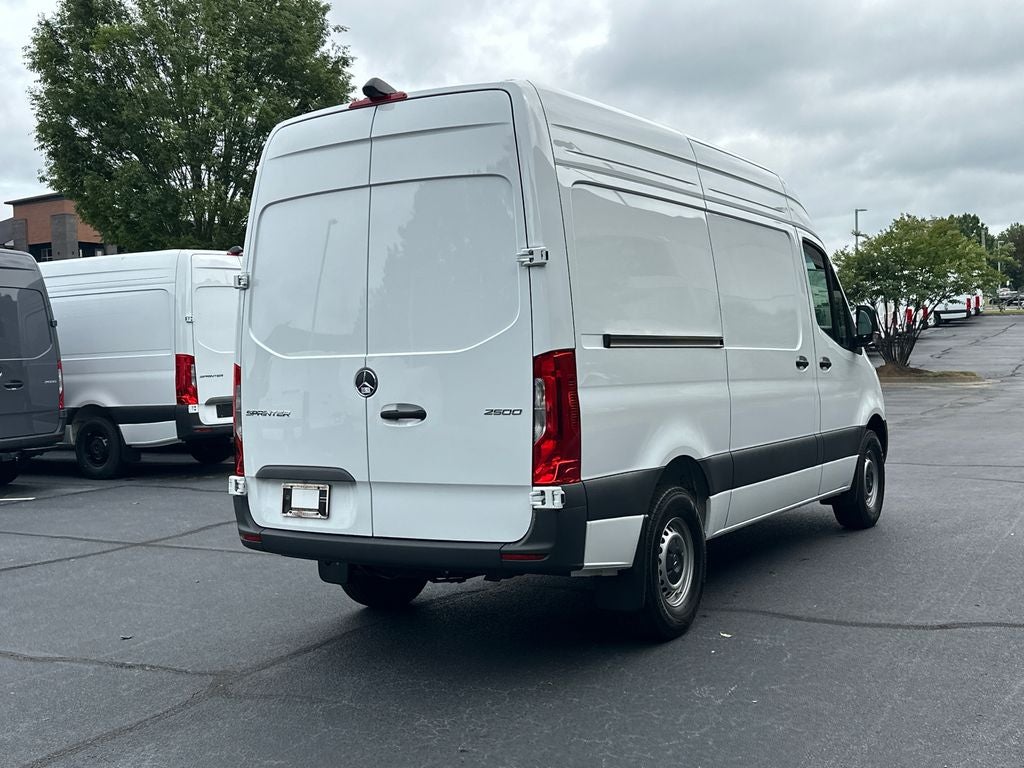 2025 Mercedes-Benz Sprinter 2500 Cargo 144 WB