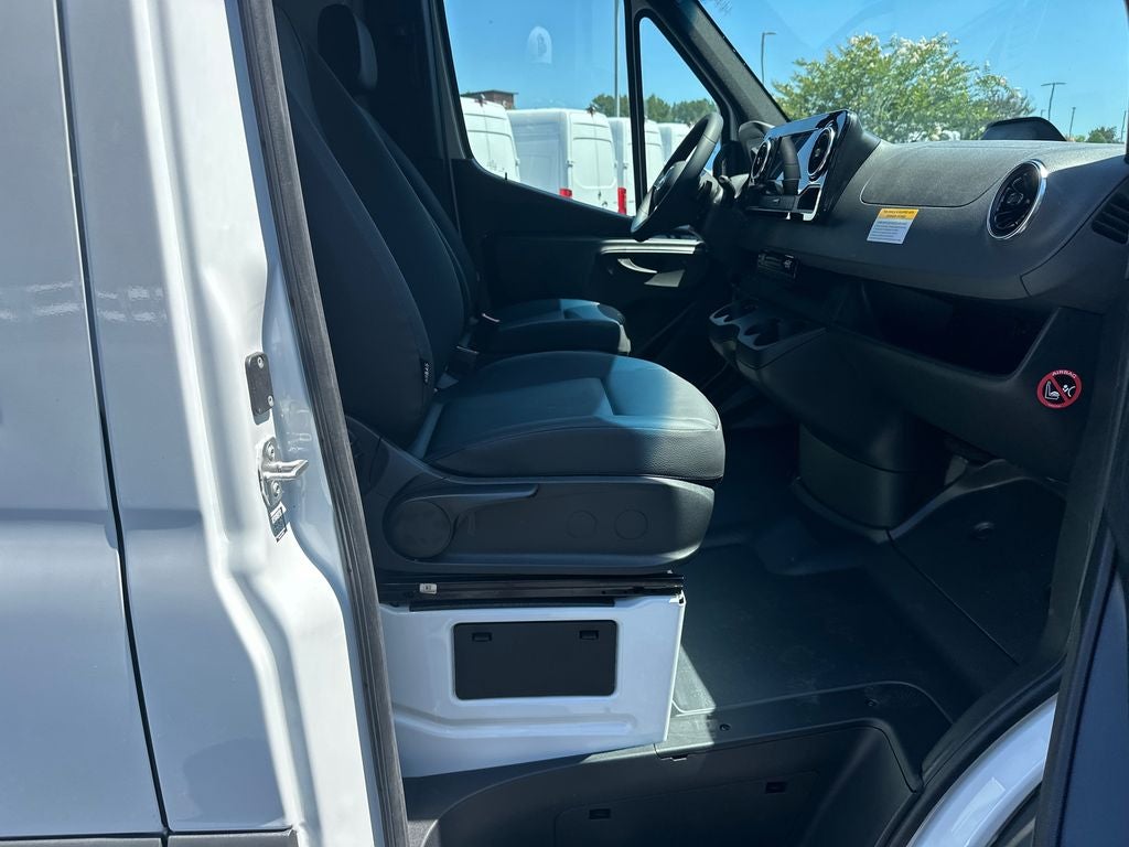 2026 Mercedes-Benz Sprinter 2500 Cargo 144 WB