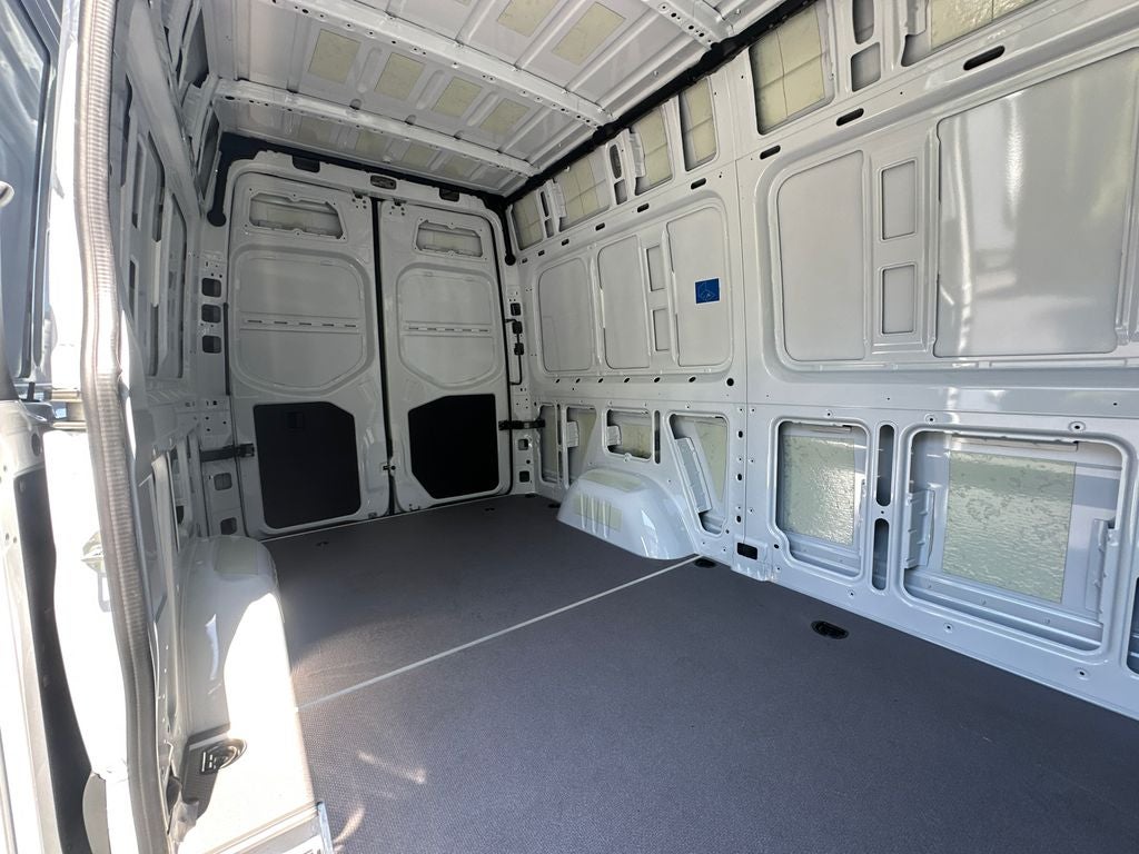 2026 Mercedes-Benz Sprinter 2500 Cargo 144 WB