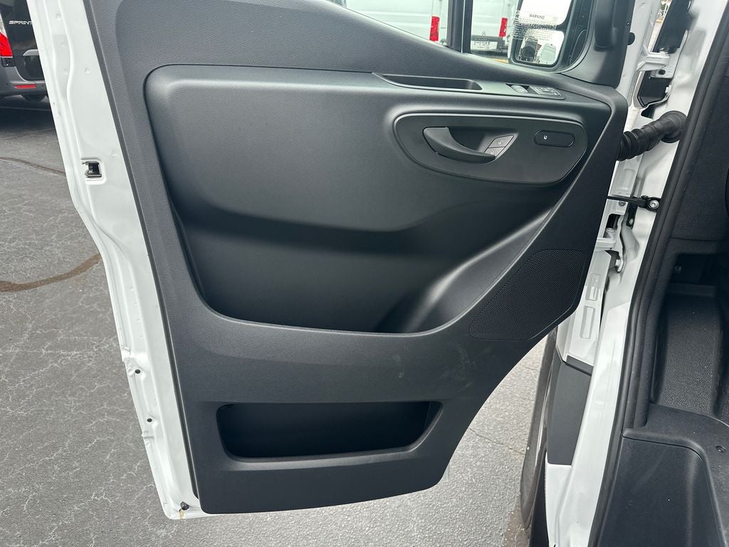 2025 Mercedes-Benz Sprinter 2500 Cargo 144 WB