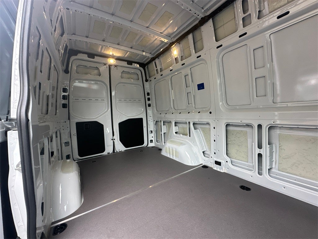 2025 Mercedes-Benz Sprinter 2500 Cargo 144 WB