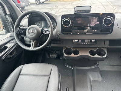 2025 Mercedes-Benz Sprinter 2500 Cargo 144 WB