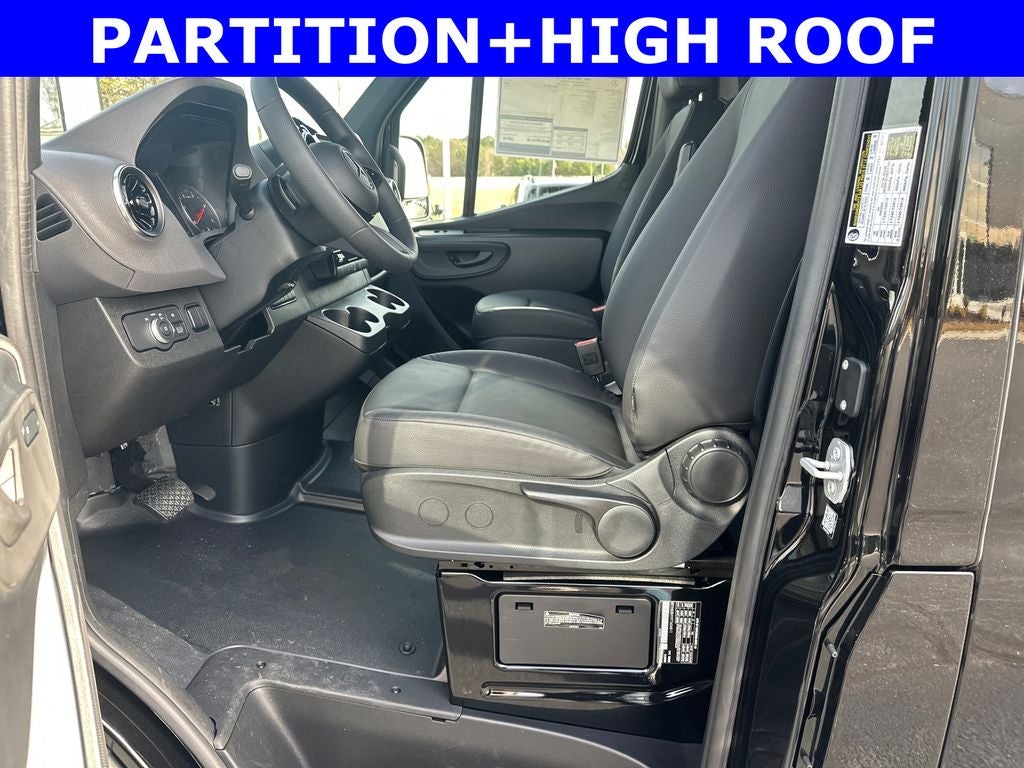 2026 Mercedes-Benz Sprinter 2500 Cargo 144 WB