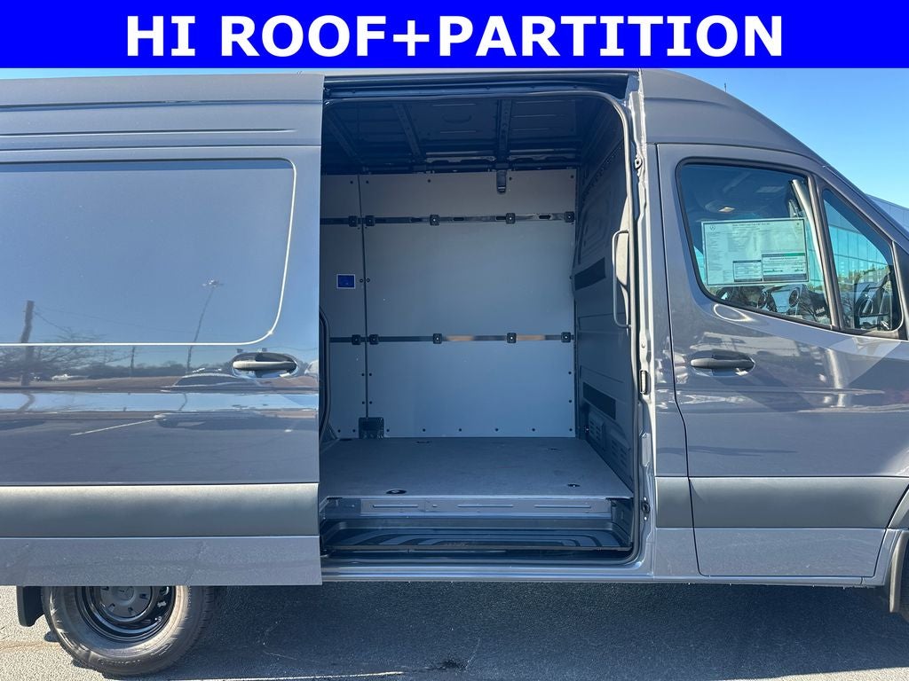 2026 Mercedes-Benz Sprinter 2500 Cargo 144 WB