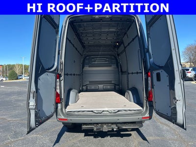 2026 Mercedes-Benz Sprinter 2500 Cargo 144 WB