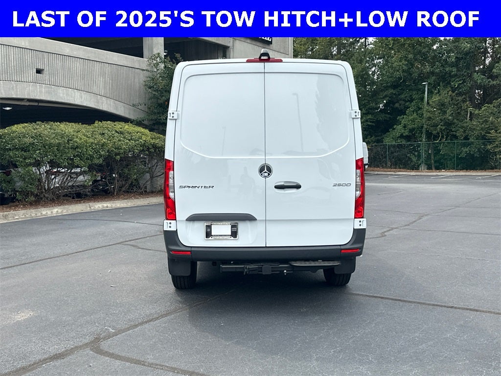 2025 Mercedes-Benz Sprinter 2500 Cargo 144 WB