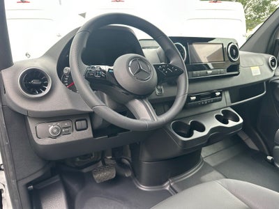 2026 Mercedes-Benz Sprinter 2500 Cargo 144 WB