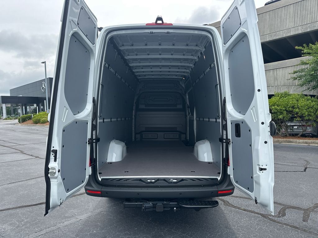 2026 Mercedes-Benz Sprinter 2500 Cargo 170 WB High Roof