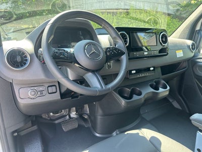 2026 Mercedes-Benz Sprinter 2500 Cargo 170 WB High Roof
