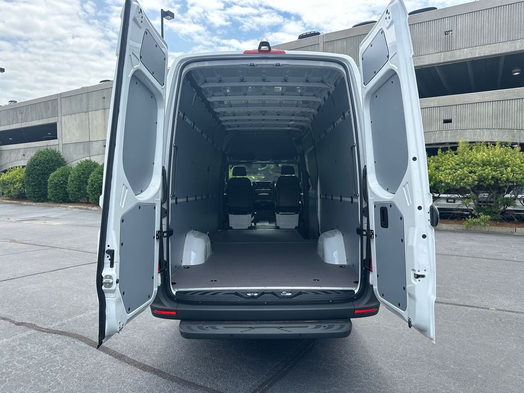 2026 Mercedes-Benz Sprinter 2500 Cargo 170 WB High Roof