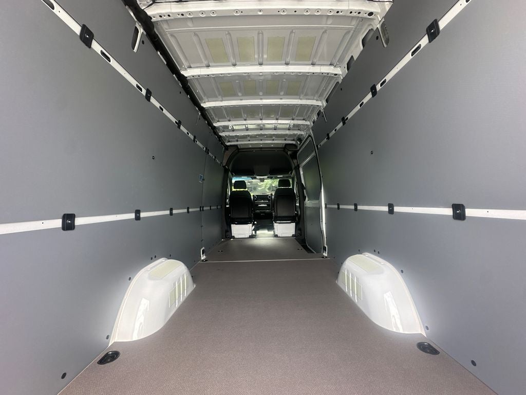 2026 Mercedes-Benz Sprinter 2500 Cargo 170 WB High Roof