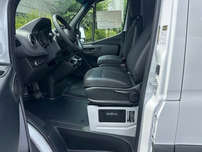 2026 Mercedes-Benz Sprinter 2500 Cargo 170 WB High Roof