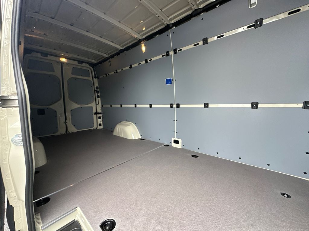 2026 Mercedes-Benz Sprinter 2500 Cargo 170 WB High Roof