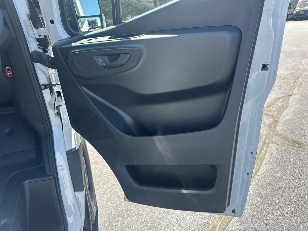 2025 Mercedes-Benz Sprinter 2500 Cargo 170 WB High Roof