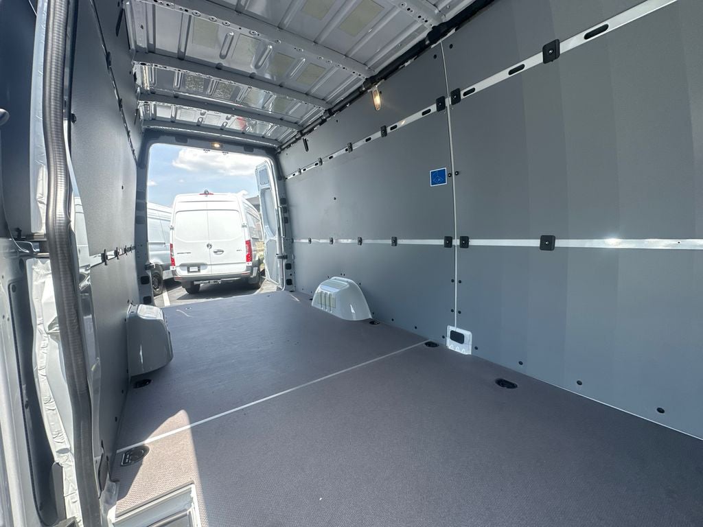 2026 Mercedes-Benz Sprinter 2500 Cargo 170 WB High Roof