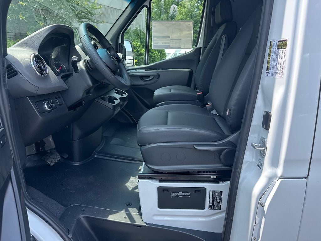 2026 Mercedes-Benz Sprinter 2500 Cargo 170 WB High Roof