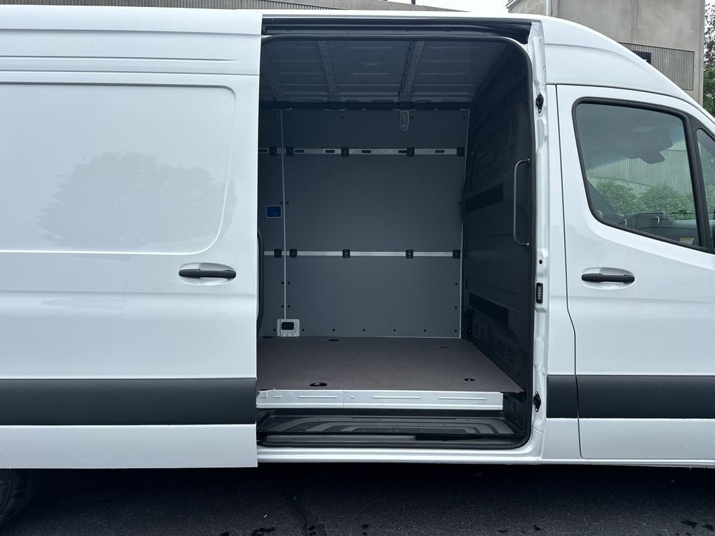 2026 Mercedes-Benz Sprinter 2500 Cargo 170 WB High Roof