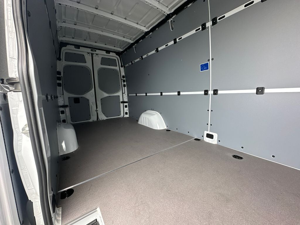 2026 Mercedes-Benz Sprinter 2500 Cargo 170 WB High Roof