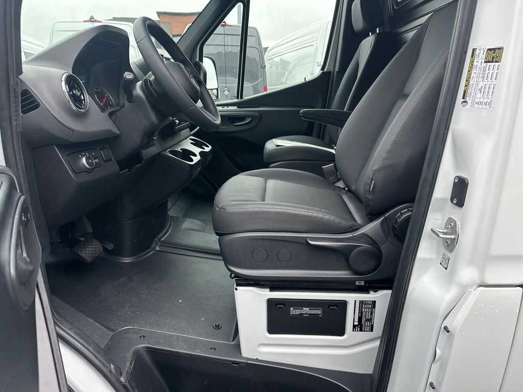 2026 Mercedes-Benz Sprinter 2500 Cargo 170 WB High Roof