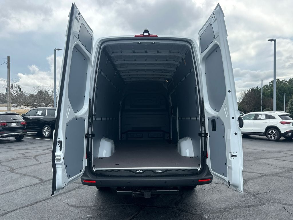 2026 Mercedes-Benz Sprinter 2500 Cargo 170 WB High Roof