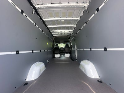 2026 Mercedes-Benz Sprinter 2500 Cargo 170 WB High Roof