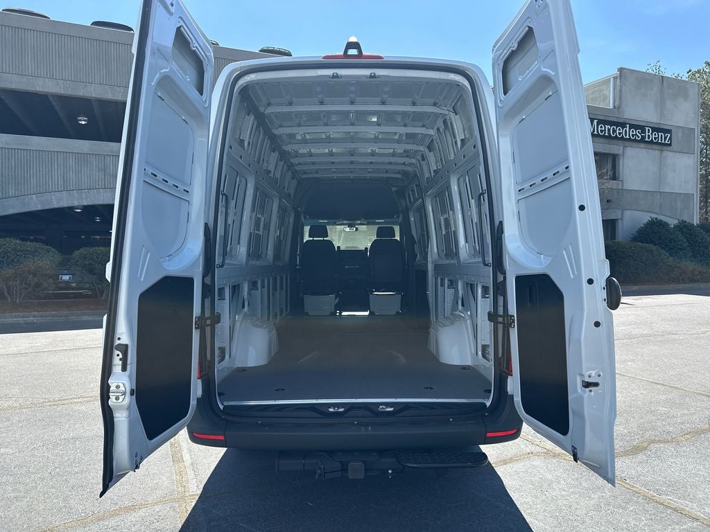 2025 Mercedes-Benz Sprinter 2500 Cargo 170 WB High Roof