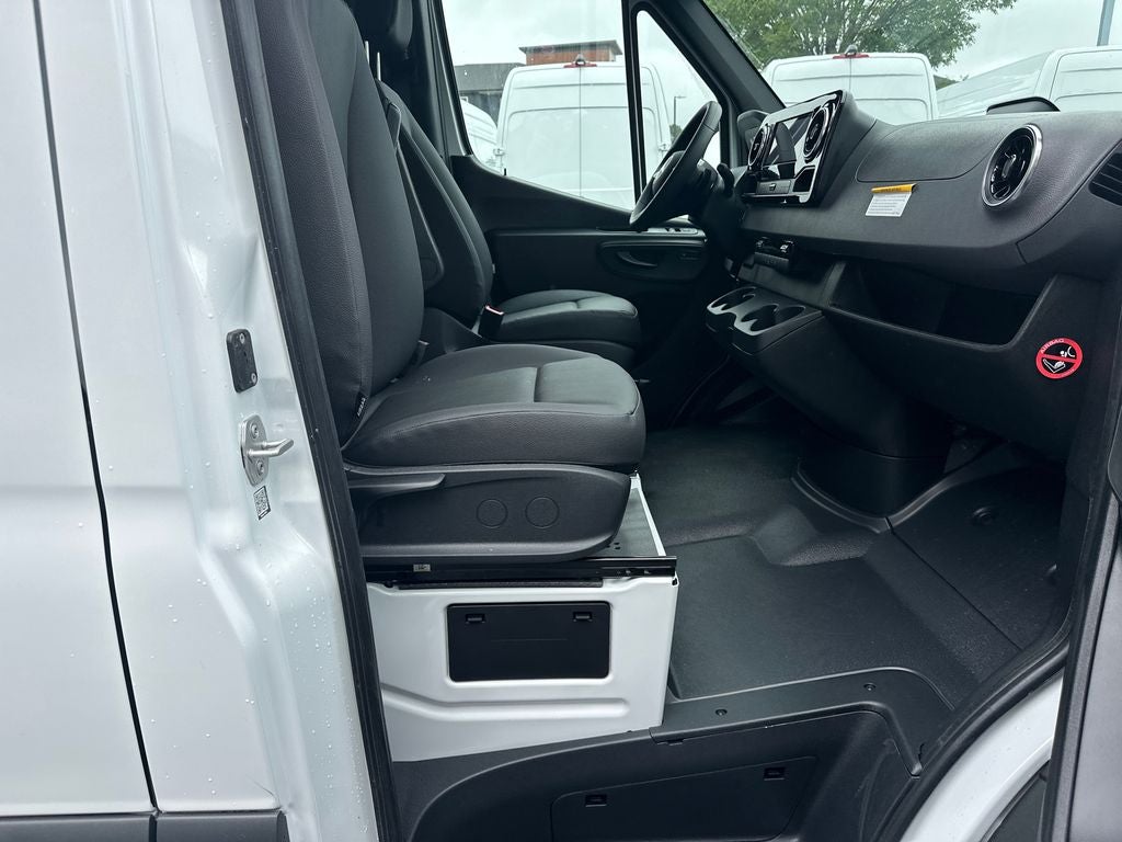 2026 Mercedes-Benz Sprinter 2500 Cargo 170 WB High Roof
