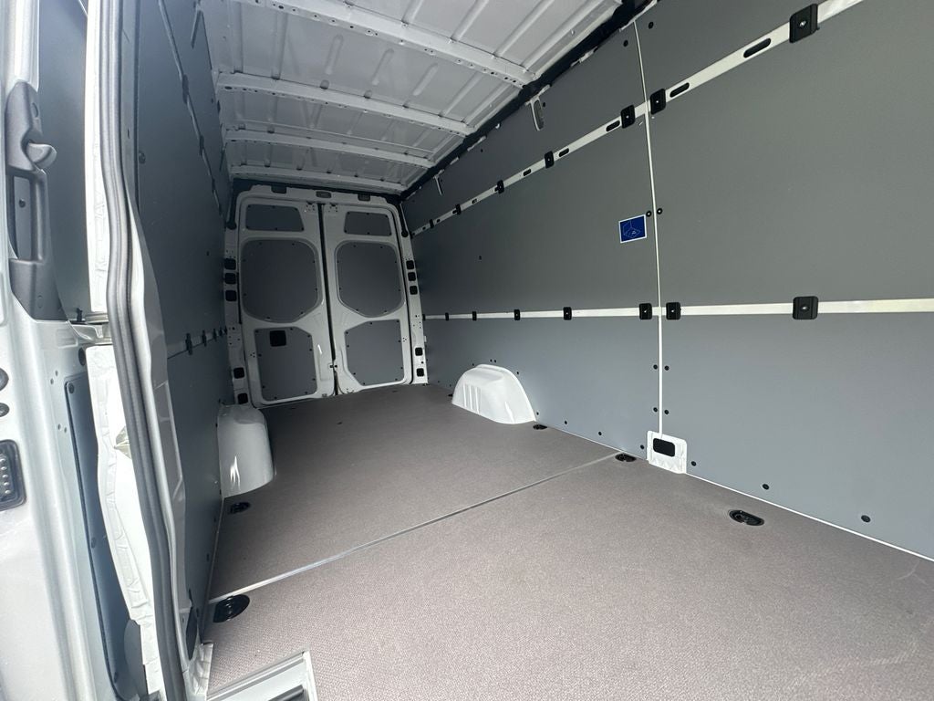 2026 Mercedes-Benz Sprinter 2500 Cargo 170 WB High Roof