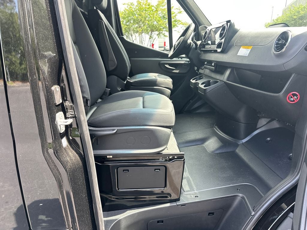 2026 Mercedes-Benz Sprinter 2500 Cargo 170 WB High Roof